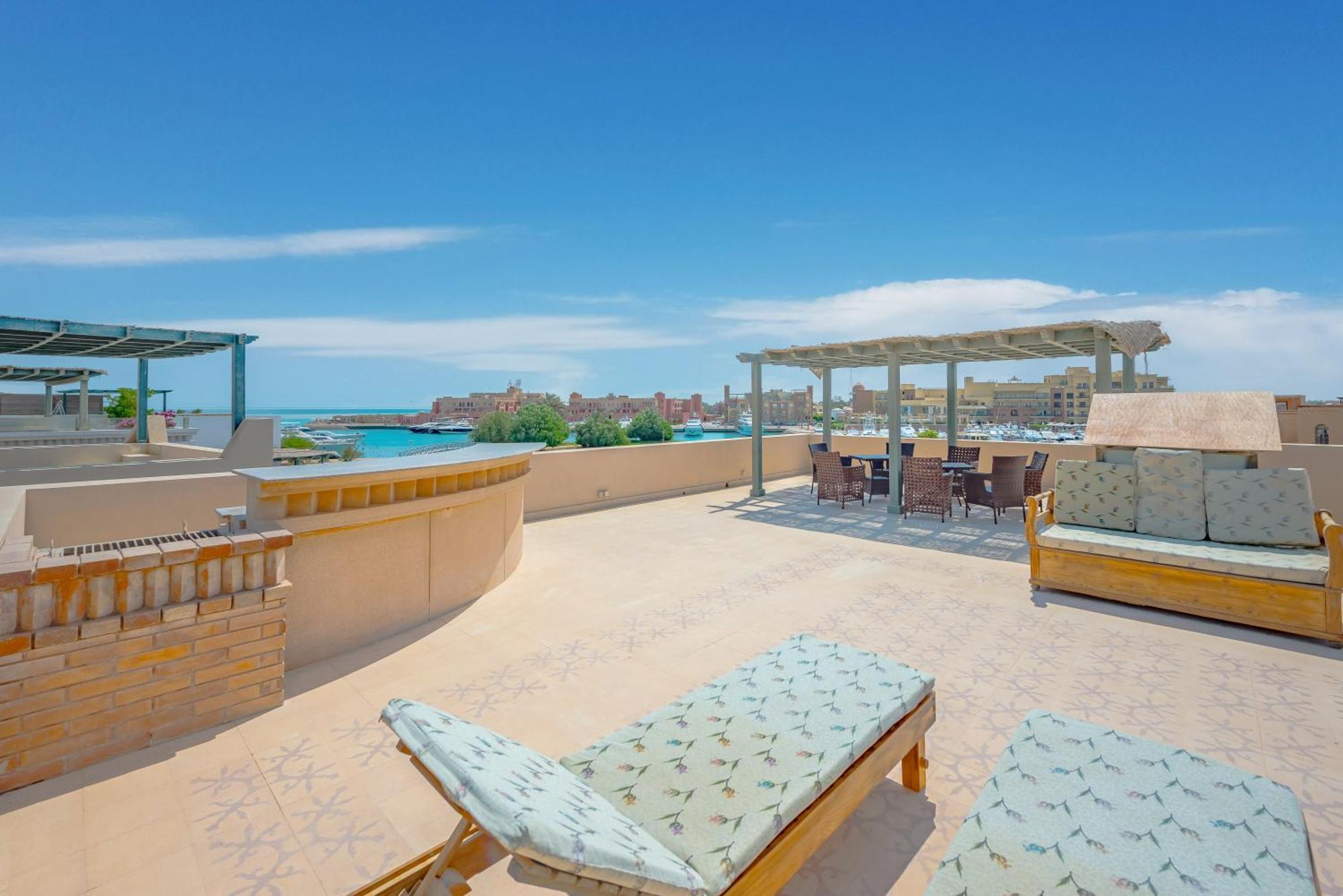 Vakantiehuis Seaview Penthouse With Roof In Marina El Gouna Egypt *