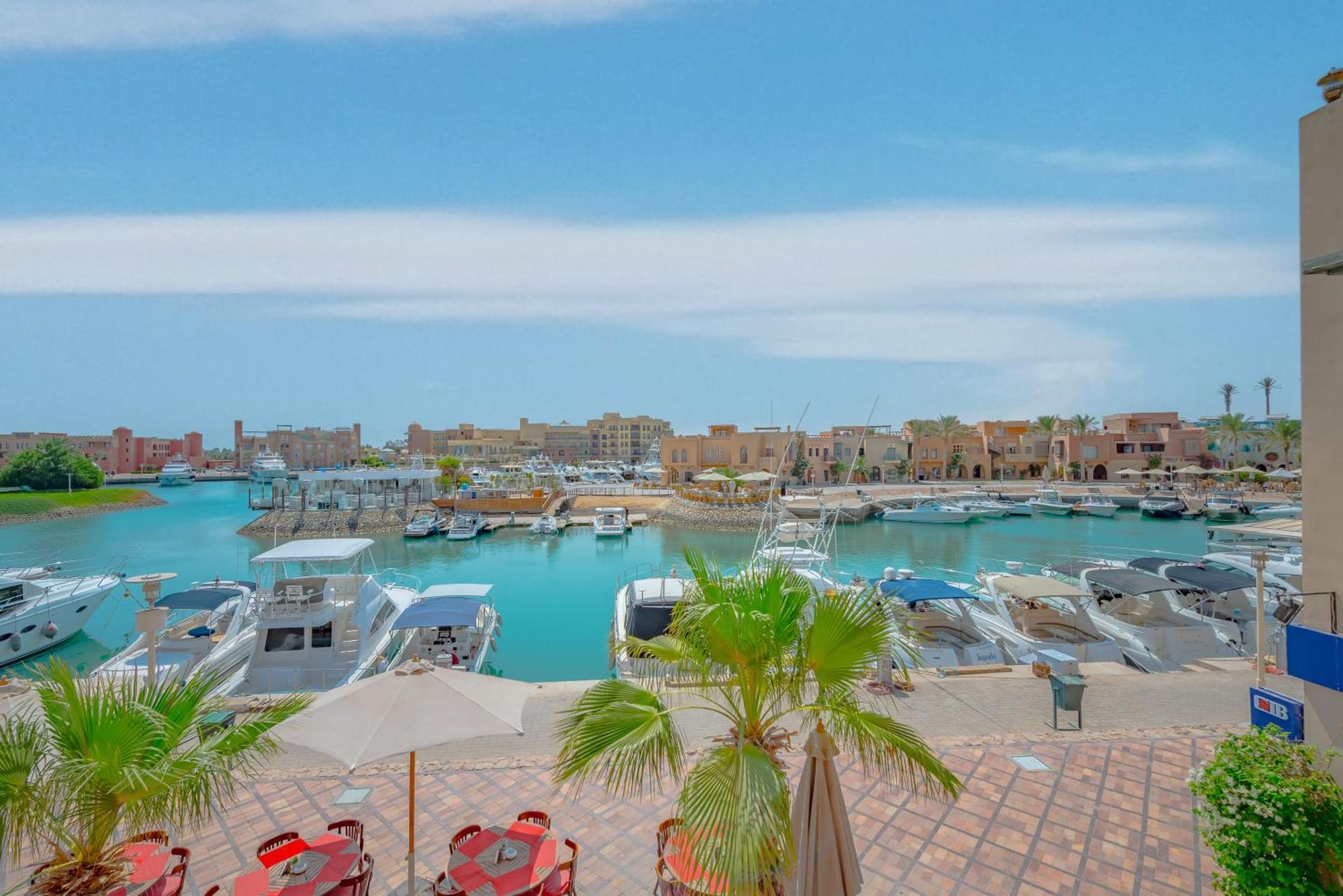 Vakantiehuis Seaview Penthouse With Roof In Marina El Gouna Egypt Hurghada